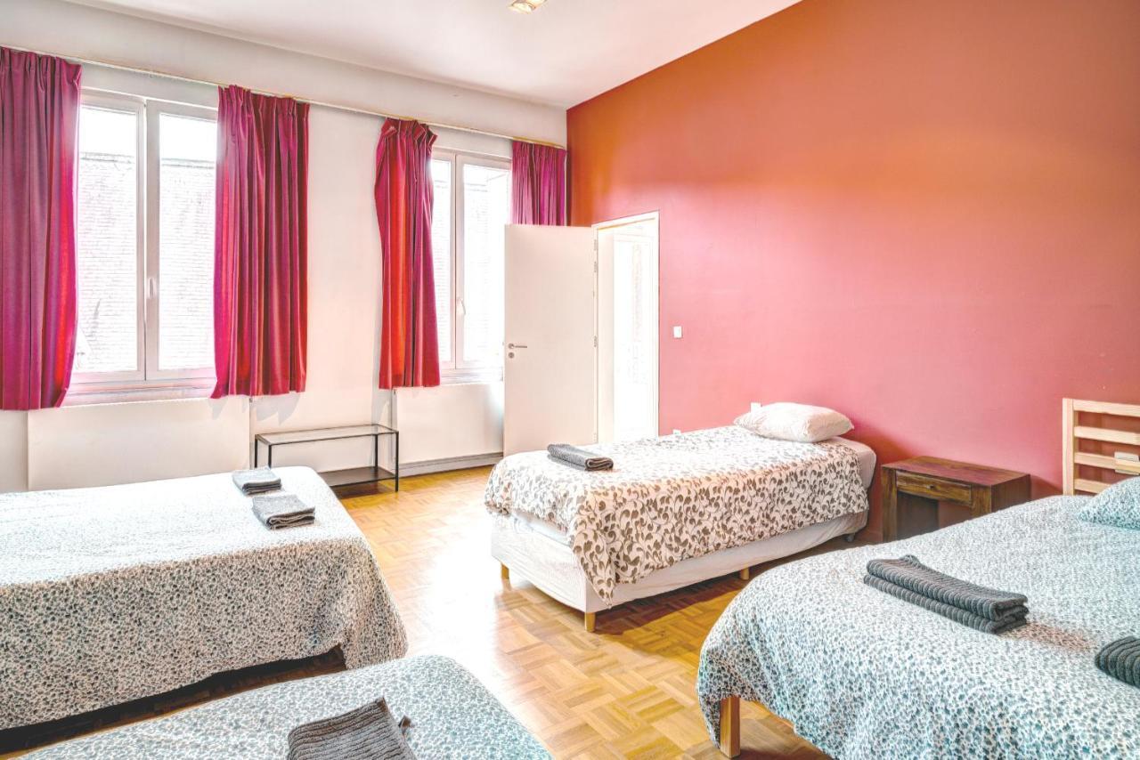 Three Bedroom Marble Apartment In The Heart Of Антверпен Екстериор снимка