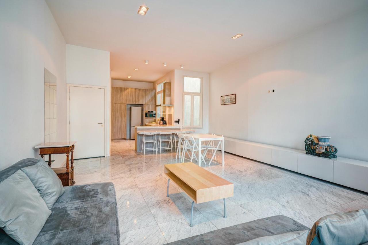 Three Bedroom Marble Apartment In The Heart Of Антверпен Екстериор снимка