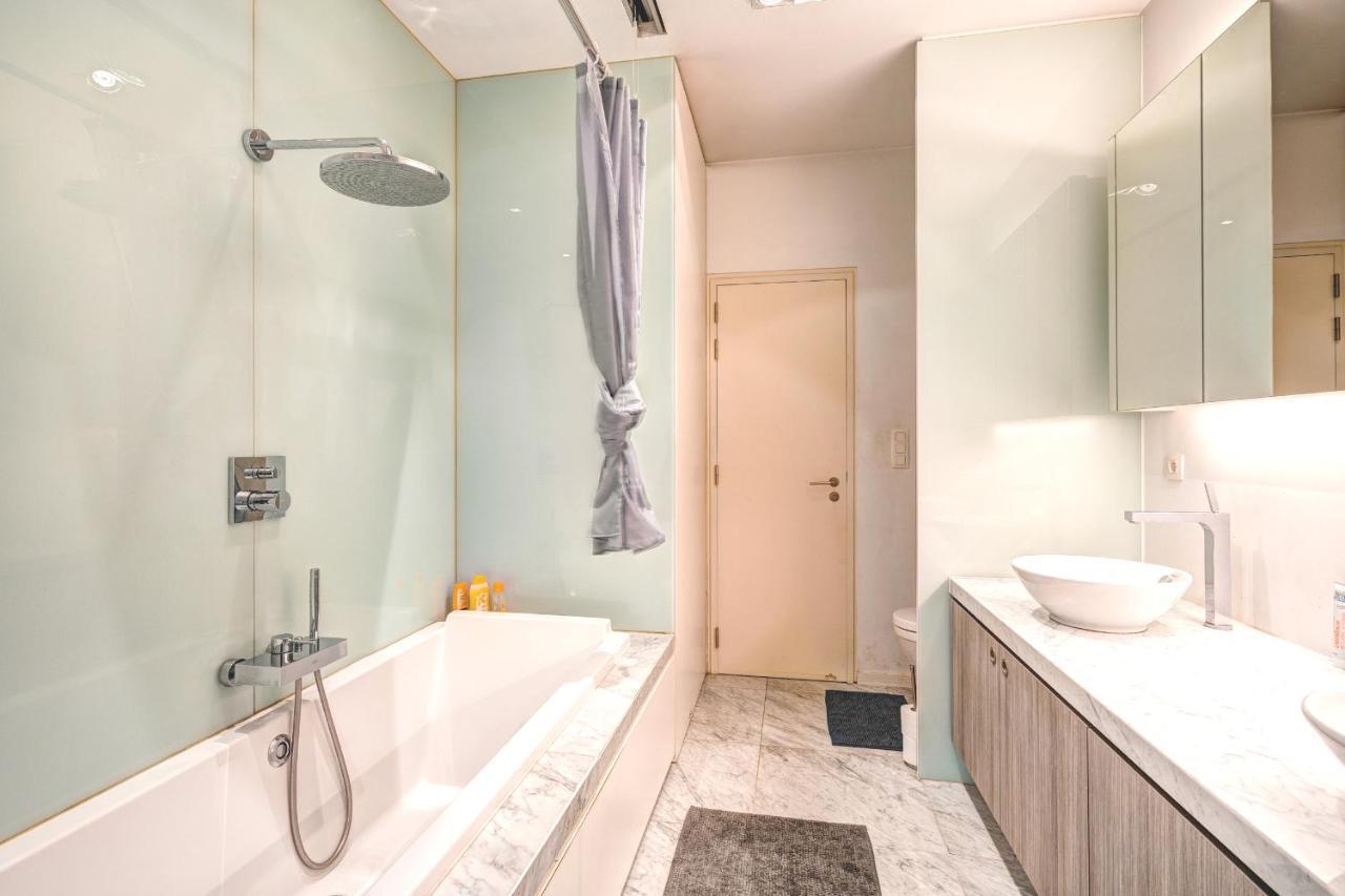Three Bedroom Marble Apartment In The Heart Of Антверпен Екстериор снимка